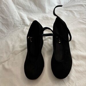 Black Suede Mary Jane Wedge Platform Shoes Gold Heart Charm Ankle Strap Size 9